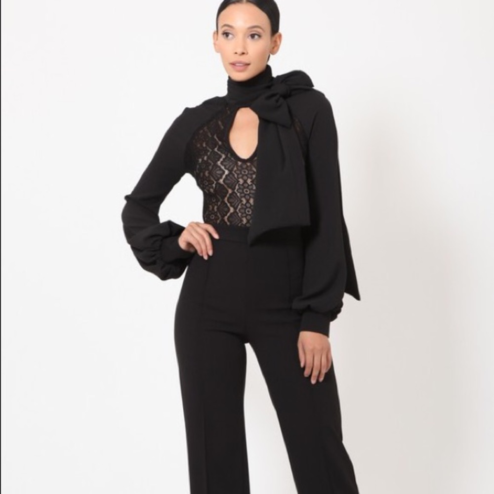 BLACK LACE JUMPSUIT